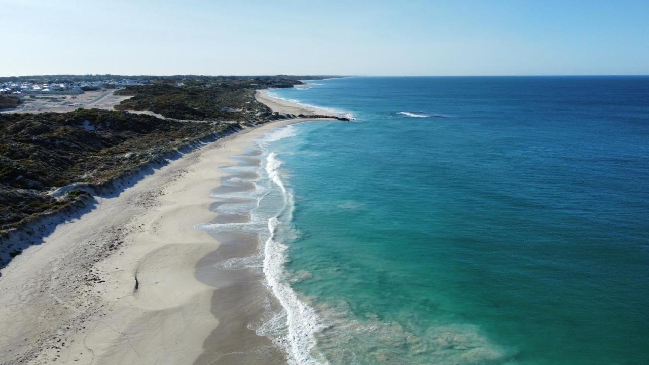 Shabby Chic Shack - 2 Bedroom Beach Cottage Yanchep Exterior foto